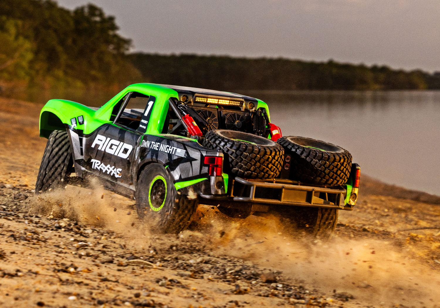traxxas udr romania